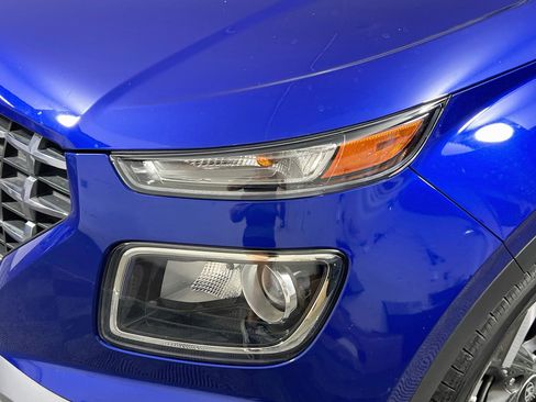 Used 2024 Hyundai Venue SEL FWD image 31