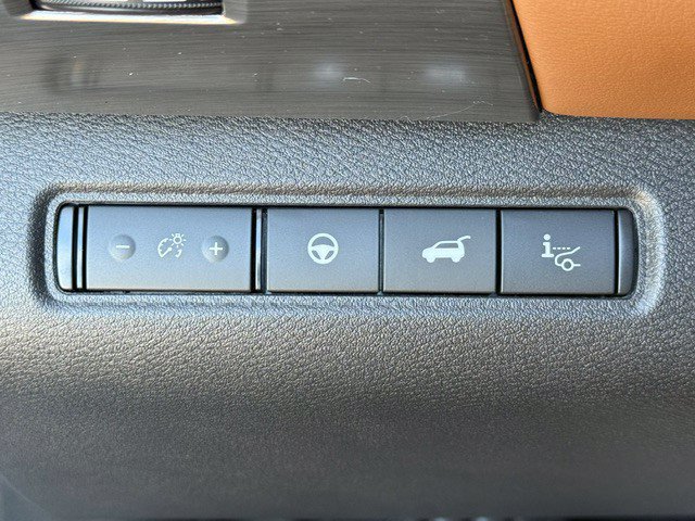 Certified 2025 Nissan Pathfinder Platinum AWD/4WD image 44
