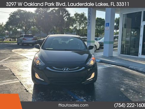 Used 2014 Hyundai Elantra GT w/ Option Group 02 FWD image 5