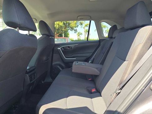 Certified 2025 Toyota RAV4 LE FWD image 18