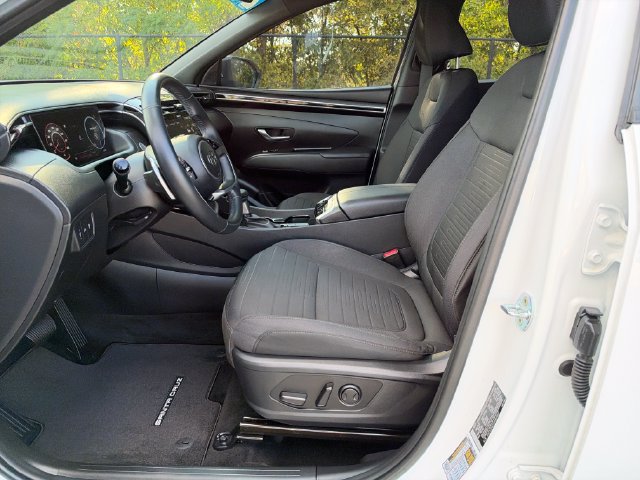 Used 2022 Hyundai Santa Cruz SEL Premium AWD/4WD image 11