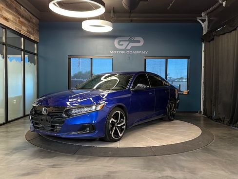 Used 2022 Honda Accord Sport image 7