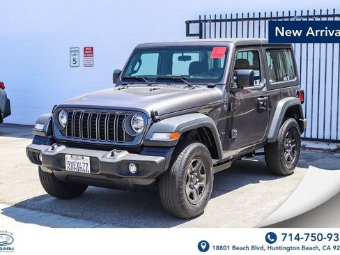 Used 2026 Jeep Wrangler Sport AWD/4WD image 1