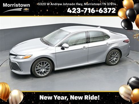 Used 2023 Toyota Camry XLE image 1