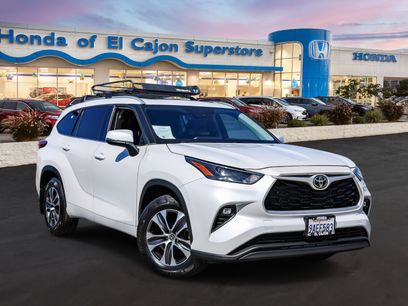 Used 2022 Toyota Highlander XLE