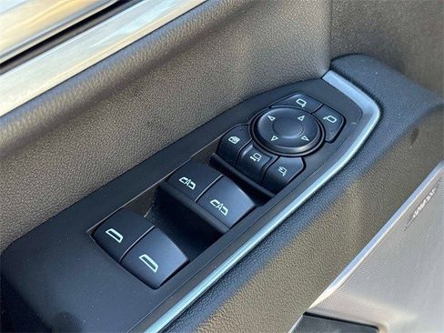 Certified 2025 Chevrolet Silverado 2500 High Country w/ Technology Package image 25