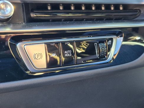 New 2026 Cadillac Lyriq Luxury image 19