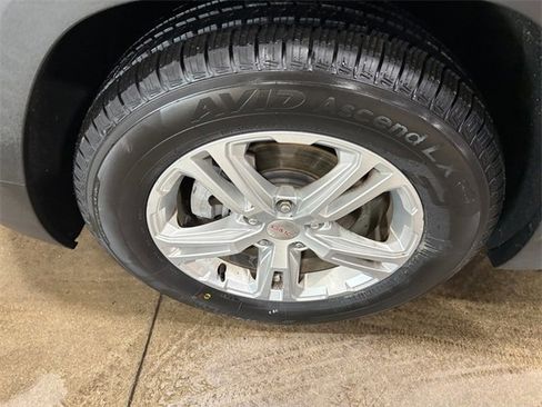 Used 2019 GMC Terrain SLE w/ Driver Convenience Package image 16