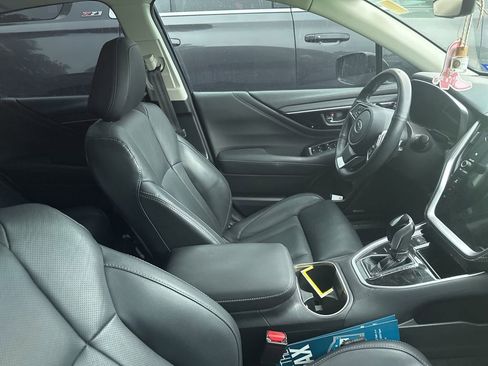 Used 2023 Subaru Legacy Limited AWD/4WD image 3