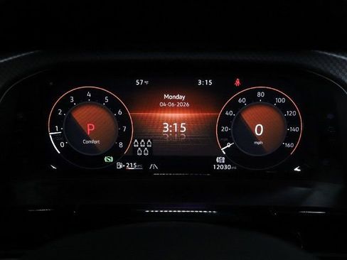 Used 2025 Volkswagen Atlas Peak Edition SE image 28