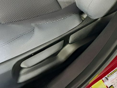Used 2024 Toyota Corolla SE FWD image 13