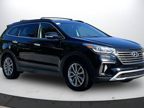 Used 2019 Hyundai Santa Fe XL SE w/ SE Premium Package 02 FWD image 2