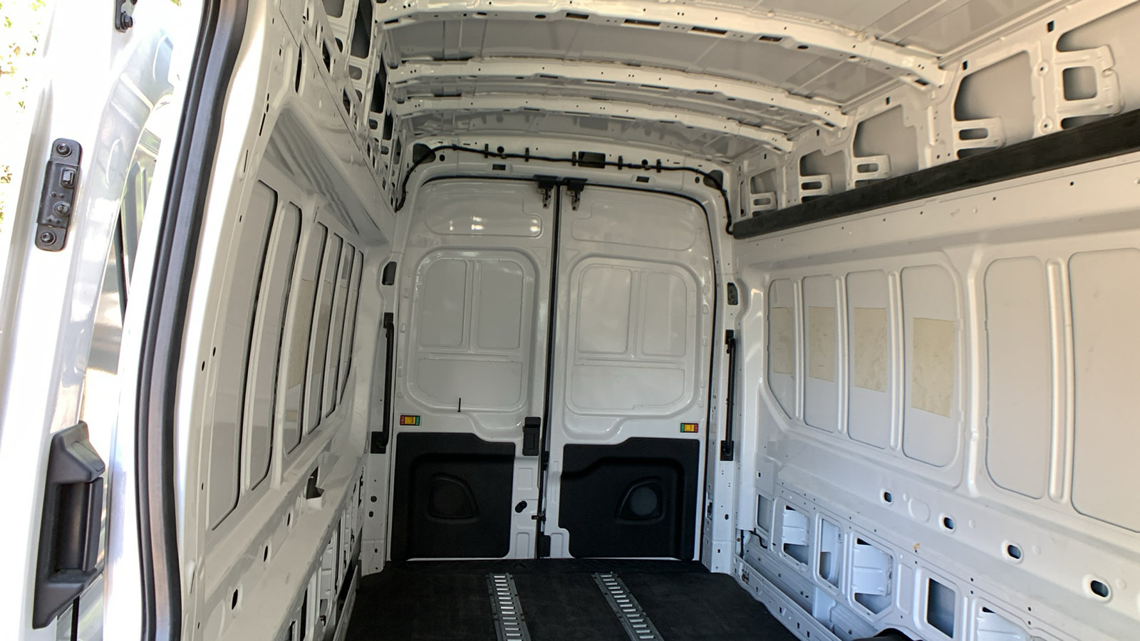 Used 2023 Ford Transit 350 148 High Roof Extended AWD image 28