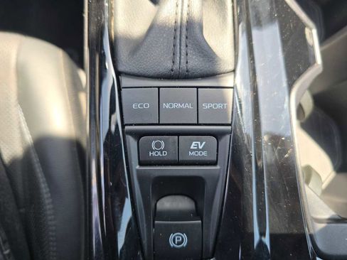 Certified 2025 Toyota Camry XSE FWD image 32
