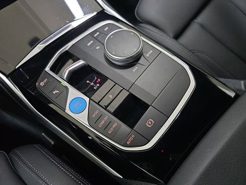 Used 2023 BMW i4 eDrive35 image 26