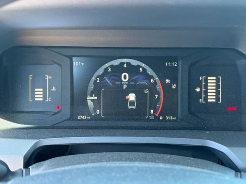 Certified 2025 Toyota Tacoma SR w/ SR Upgrade Package AWD/4WD image 18