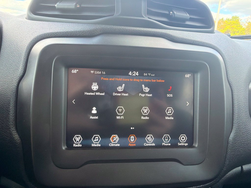 Used 2020 Jeep Renegade Latitude w/ Cold Weather Group AWD/4WD image 25
