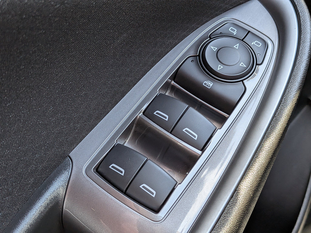 Used 2024 Chevrolet Malibu RS FWD image 20