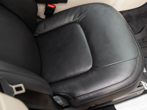 Used 2021 Land Rover Range Rover Westminster Edition image 38