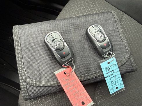 Used 2018 Buick Encore Preferred image 22