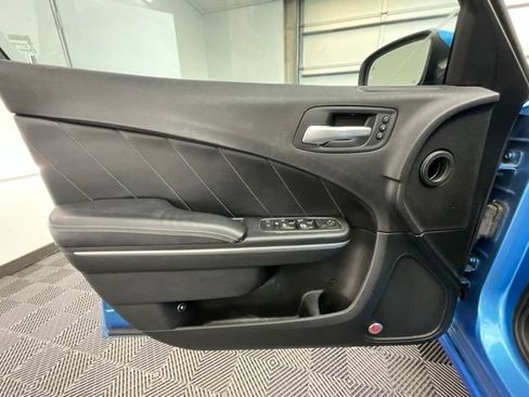 Used 2016 Dodge Charger R/T RWD image 12