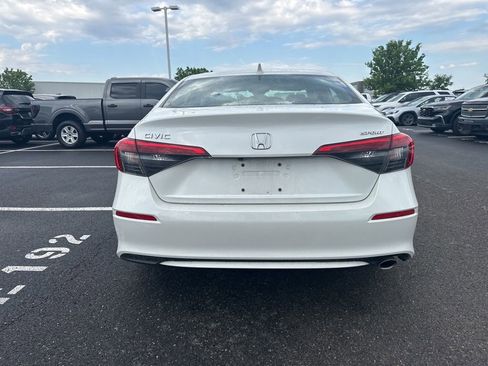 Used 2022 Honda Civic Sport image 8