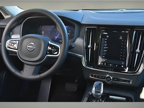 Certified 2024 Volvo S90 T8 Ultimate image 11