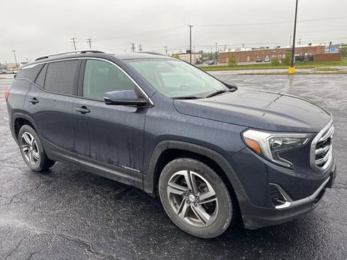 Used 2019 GMC Terrain SLT w/ Preferred Package FWD image 3
