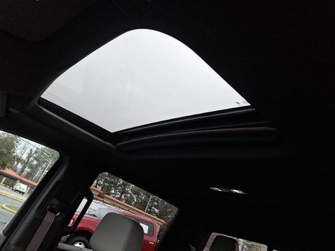 Used 2024 GMC Sierra 1500 SLT w/ SLT Premium Plus Package image 13