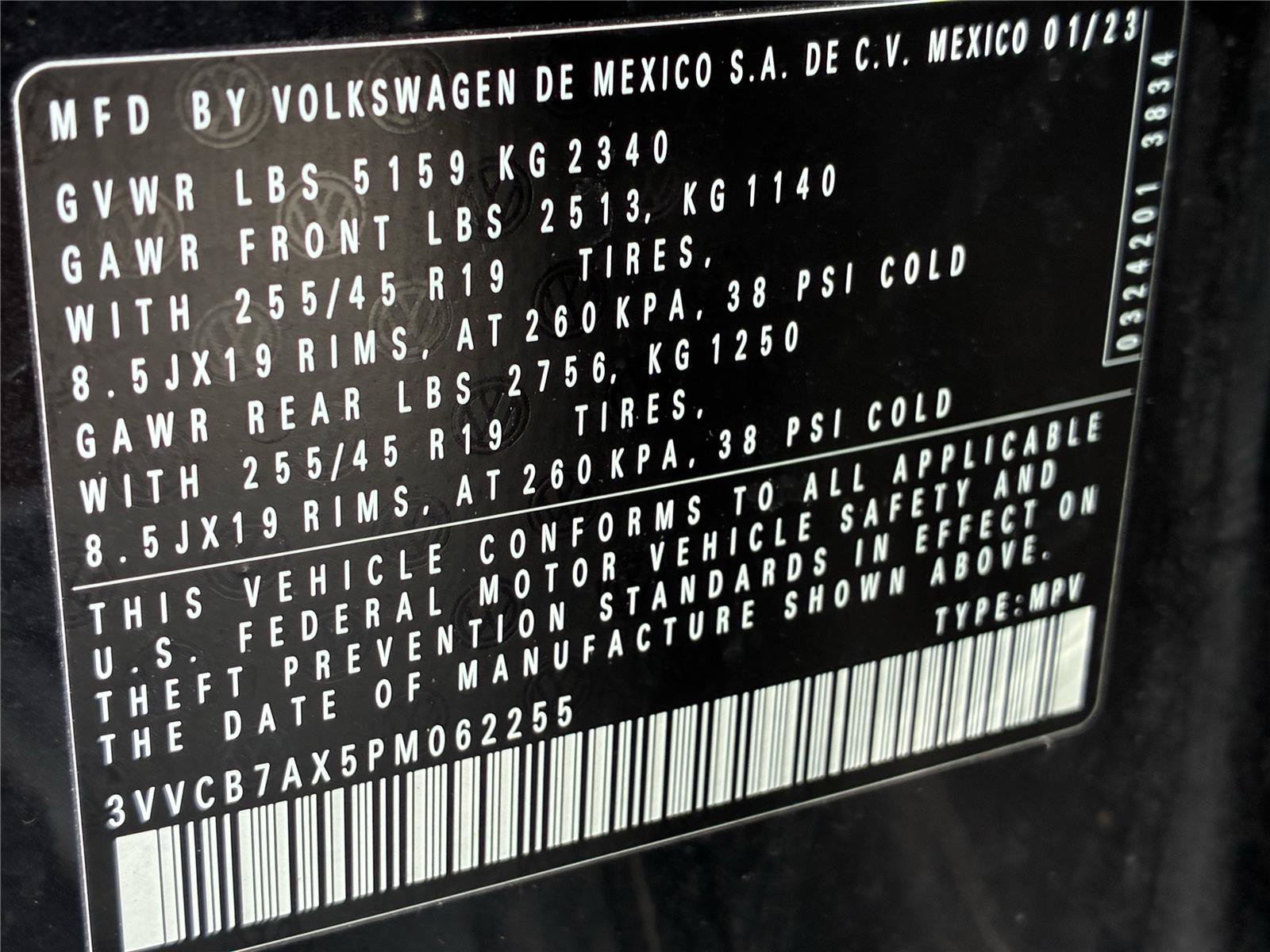 Used 2023 Volkswagen Tiguan SE R-Line FWD image 30