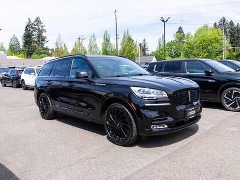 Used 2023 Lincoln Aviator Reserve w/ Equipment Group 201A AWD/4WD image 30