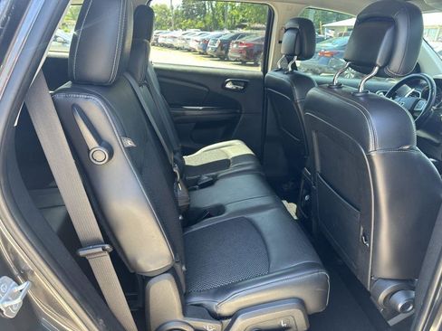 Used 2019 Dodge Journey Crossroad FWD image 14