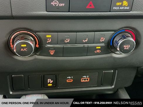 Used 2024 Nissan Frontier SV w/ Technology Package RWD image 15
