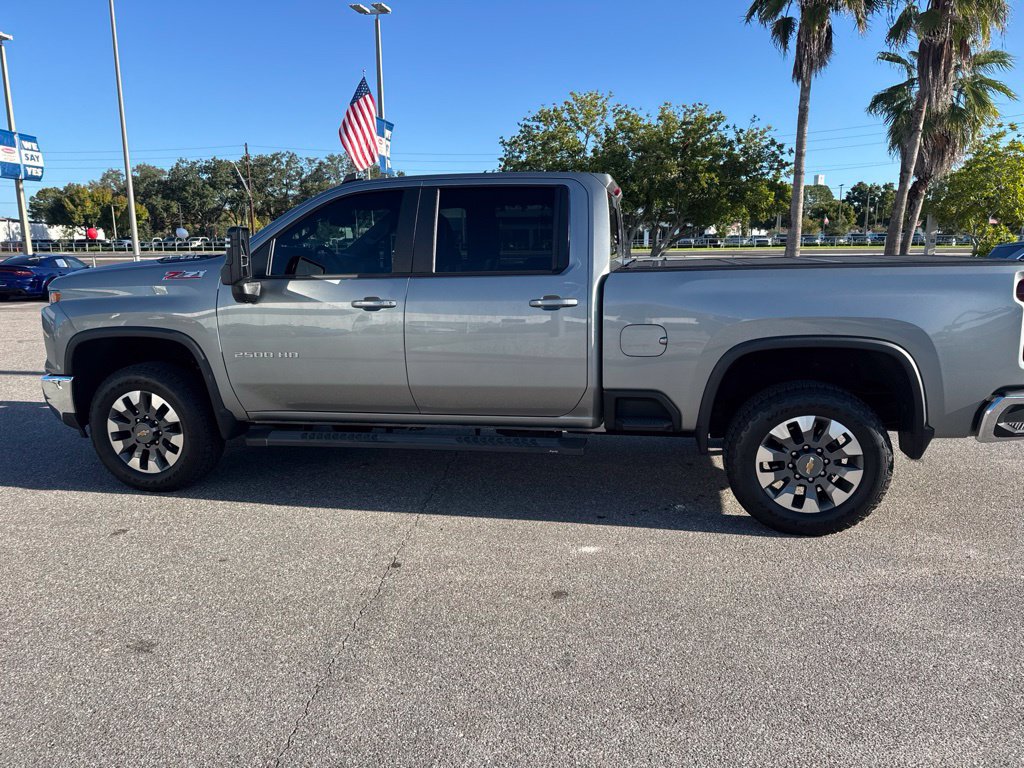 Used 2024 Chevrolet Silverado 2500 LT w/ All Star Edition AWD/4WD image 7