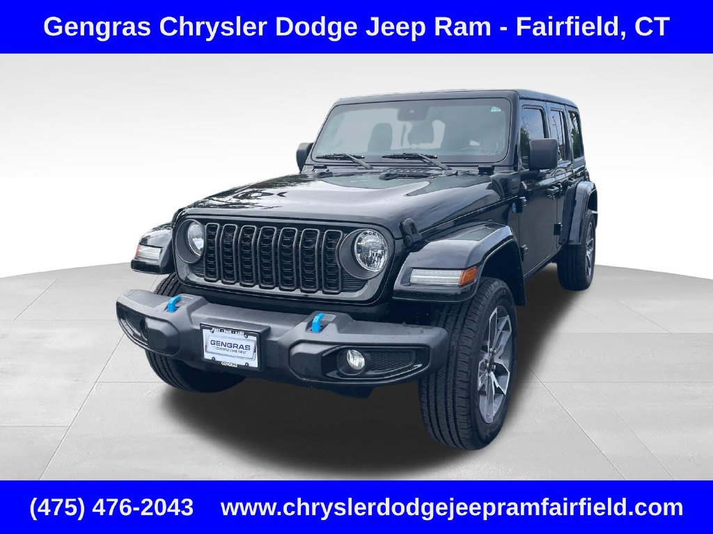 Used 2024 Jeep Wrangler Unlimited w/ Convenience Group AWD/4WD image 3
