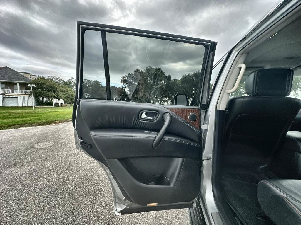 Used 2020 Nissan Armada Platinum w/ Captain's Chairs Package RWD image 13