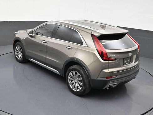 Used 2020 Cadillac XT4 Premium Luxury FWD image 17