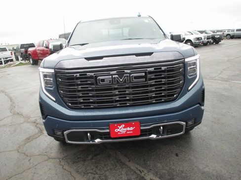 Used 2024 GMC Sierra 1500 Denali Ultimate image 11