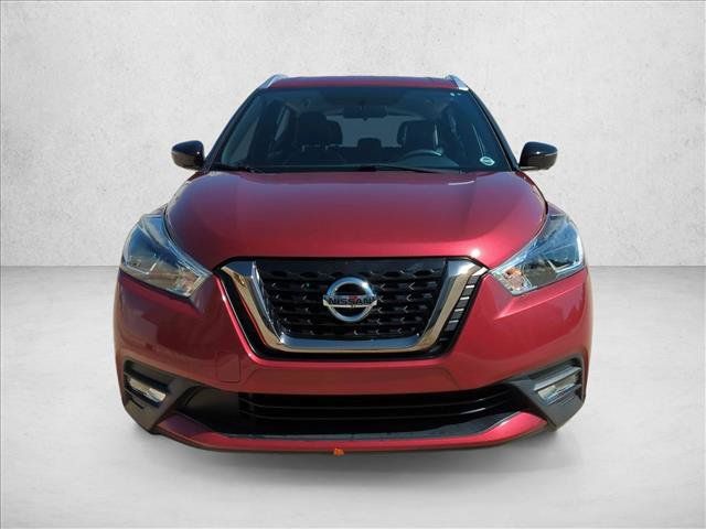 Used 2019 Nissan Kicks SR w/ SR Premium Package FWD image 2