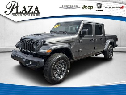 New 2026 Jeep Gladiator Sport