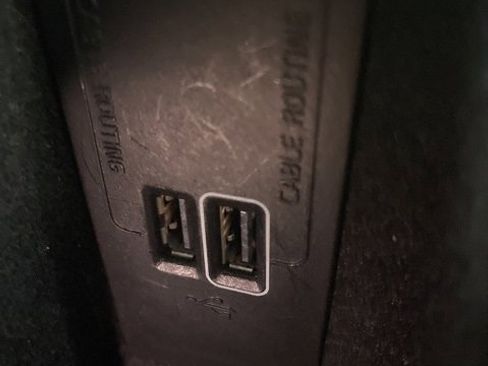 Used 2021 Volvo XC90 T5 Momentum w/ Climate Package image 25