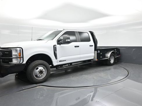 Used 2023 Ford F350 XL AWD/4WD image 10