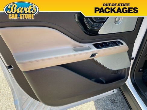 Used 2020 Lincoln Aviator Reserve w/ Equipment Group 202A AWD/4WD image 27