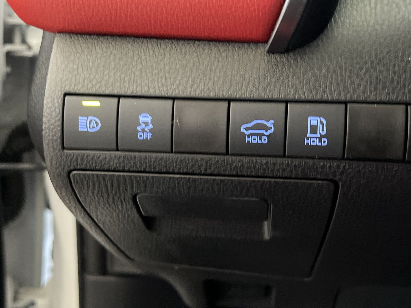 Used 2021 Toyota Camry XSE FWD image 38