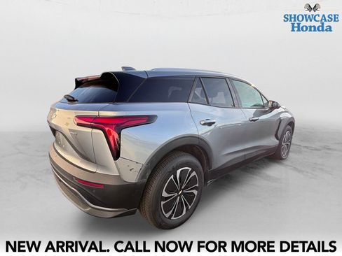 Used 2024 Chevrolet Blazer EV LT AWD/4WD image 5