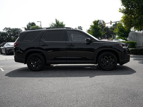 Used 2026 Honda Pilot Black Edition image 11