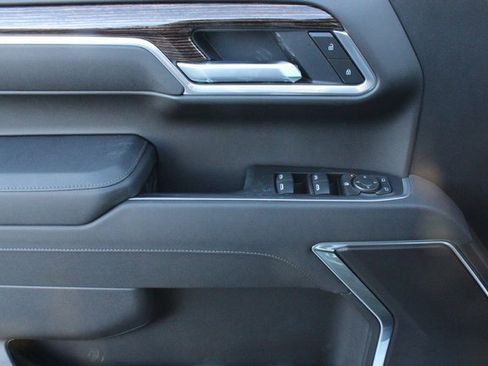 New 2026 GMC Sierra 1500 Elevation image 14