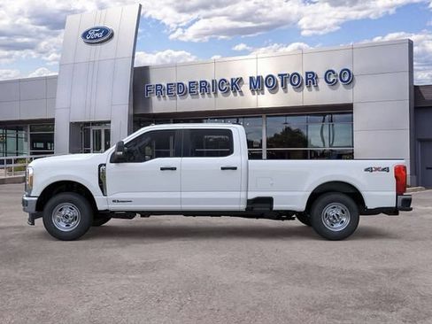 New 2026 Ford F250 XL w/ XL Chrome Package AWD/4WD image 3
