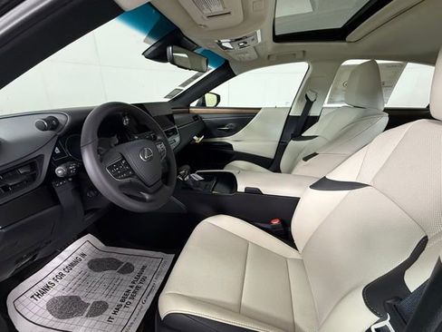 New 2025 Lexus ES 350 w/ Premium Package image 5