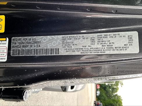 Used 2020 Jeep Gladiator Overland w/ Popular Equipment Package AWD/4WD image 30